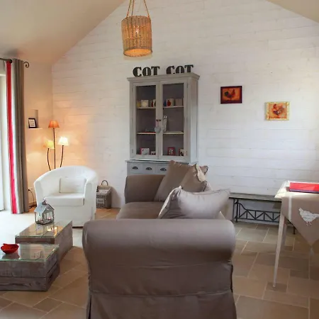 Beautiful Near With Large Garden *